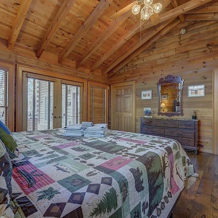 Blue Ridge Bliss- Spacious Cabin, Pets, Hot Tub! Экстерьер фото