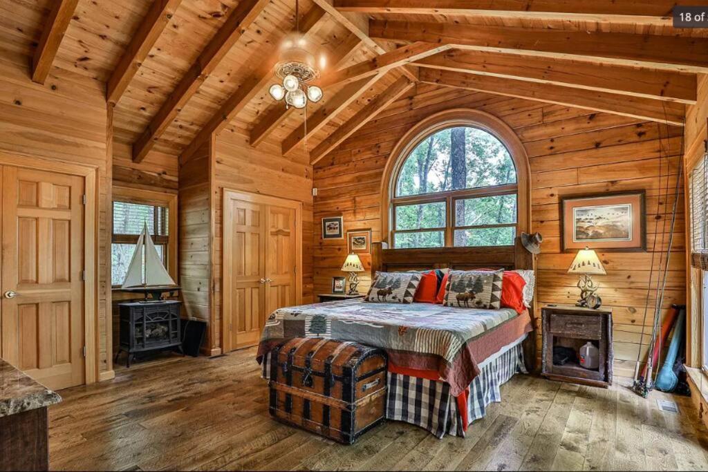 Blue Ridge Bliss- Spacious Cabin, Pets, Hot Tub! Экстерьер фото