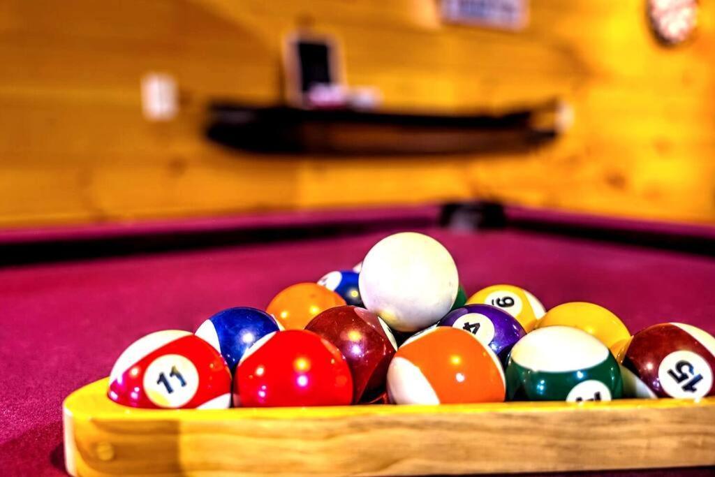 Blue Ridge Bliss- Spacious Cabin, Pets, Hot Tub! Экстерьер фото