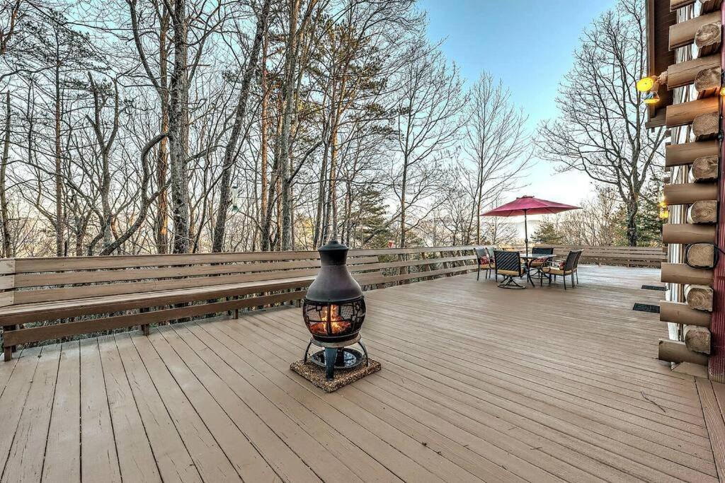 Blue Ridge Bliss- Spacious Cabin, Pets, Hot Tub! Экстерьер фото