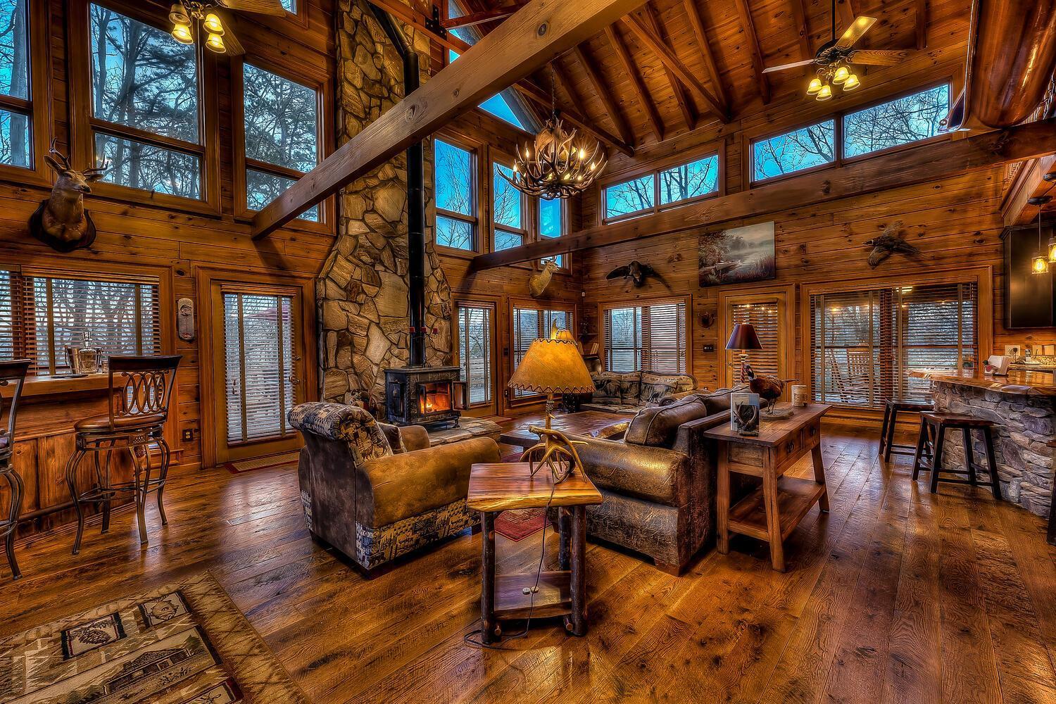 Blue Ridge Bliss- Spacious Cabin, Pets, Hot Tub! Экстерьер фото